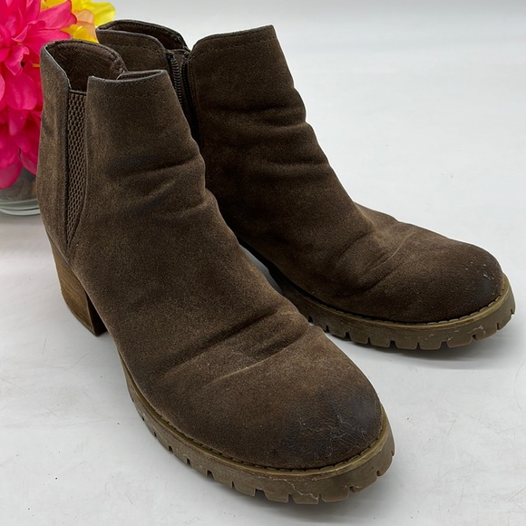 Carlos by Carlos Santana Brown Leather Wedge with Lug Sole Size 11. CM2478A - Picture 1 of 8